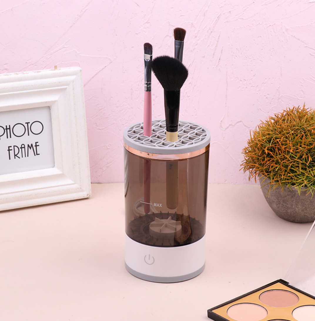 Electric Makeup Brush Cleaner & Dryer - Automatic Deep Cleaning Tool with Fast Spin Dry (USB Powered)